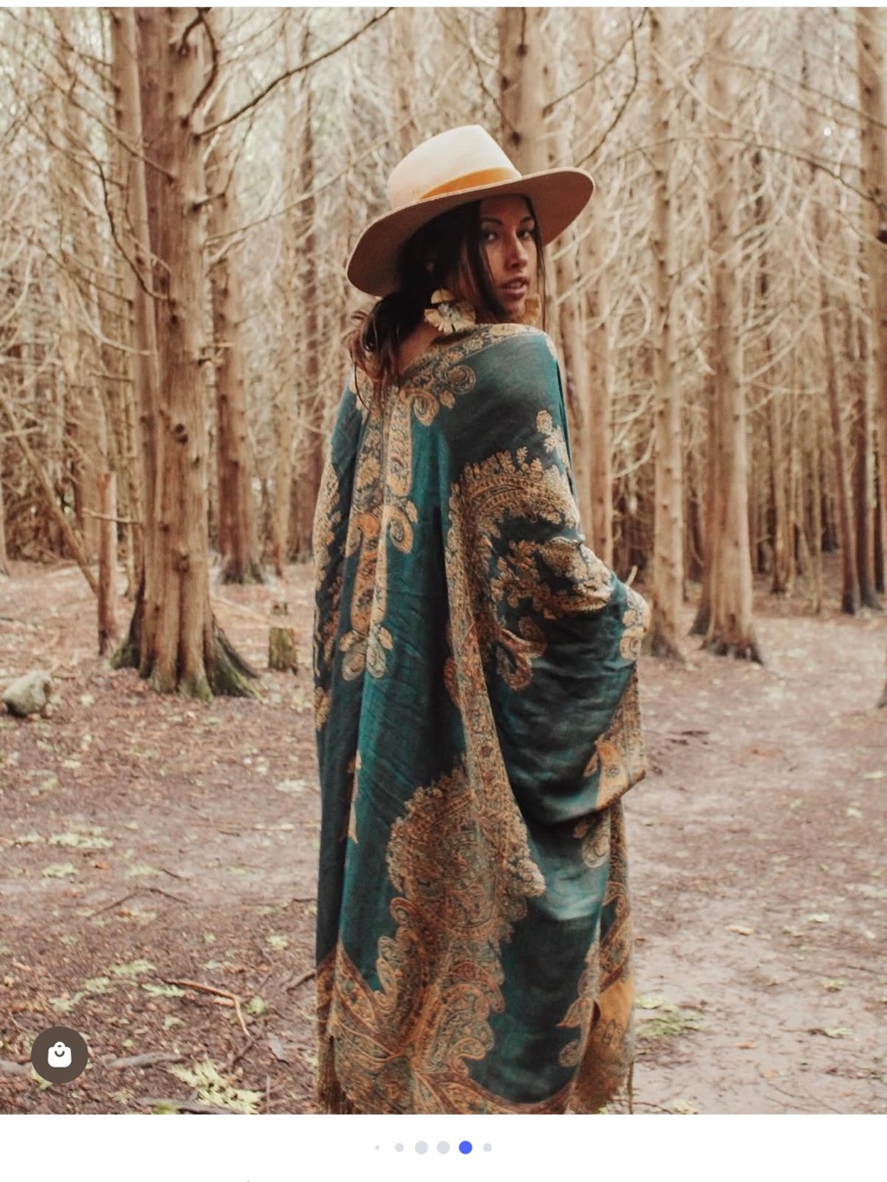 Ellemairco Bohemian Green & Gold Paisley Kimono